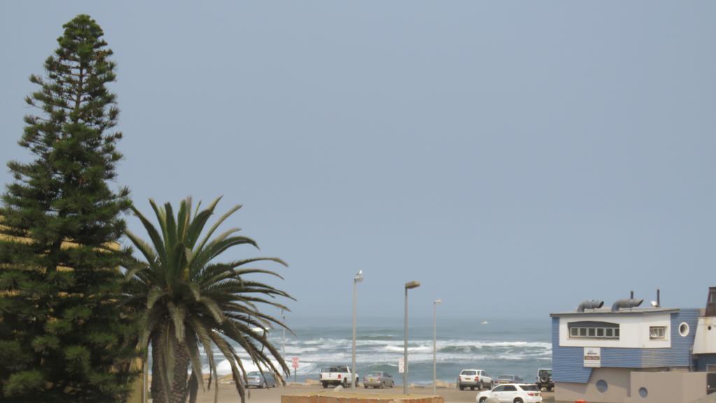 Hotel A La Mer Swakopmund Bagian luar foto