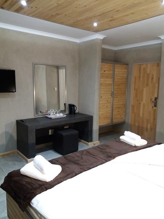 Hotel A La Mer Swakopmund Bagian luar foto