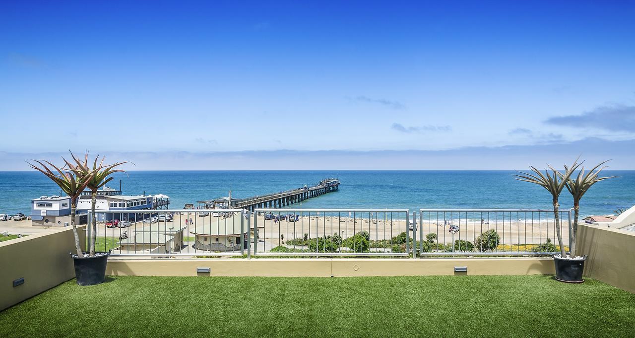 Hotel A La Mer Swakopmund Bagian luar foto